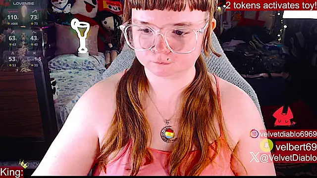 Chat XXX en directo de VelvetDiablo