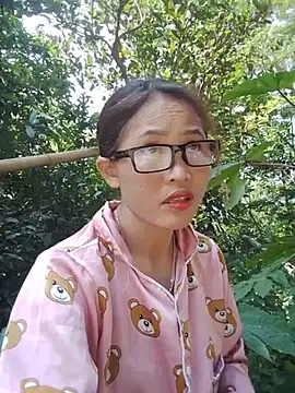 Mie-Miee's Live XXX Chat