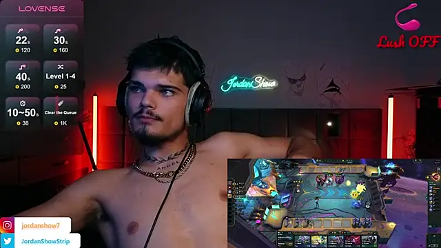 Онлайн чат XXX JordanShow