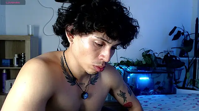 Magnuz_Col Live XXX-Chat