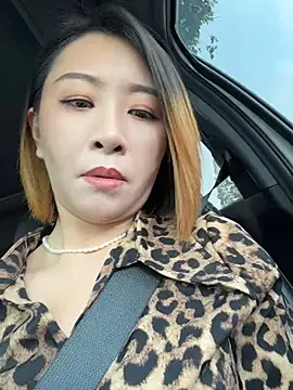 xiaoxiao_353 live XXX chat