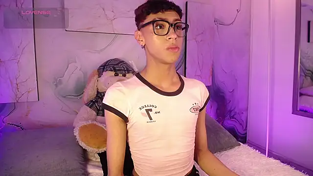 Owen_JP Live XXX-Chat