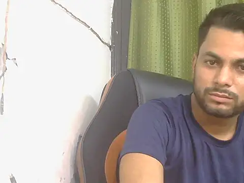 Chat XXX ao vivo de Stubborndesiboy