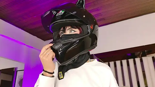 แชท XXX สดของ Kitty_Eliffe