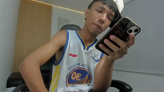 แชท XXX สดของ Mrbravo_25