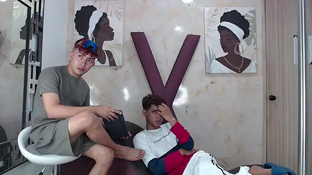 Živý XXX chat VERY_HOT_GUYS