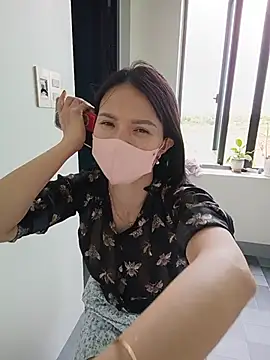 Emma_Linh's Live XXX Chat