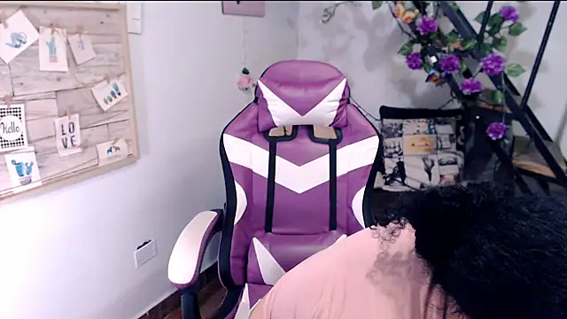 Chat XXX en directo de samantha_baby_