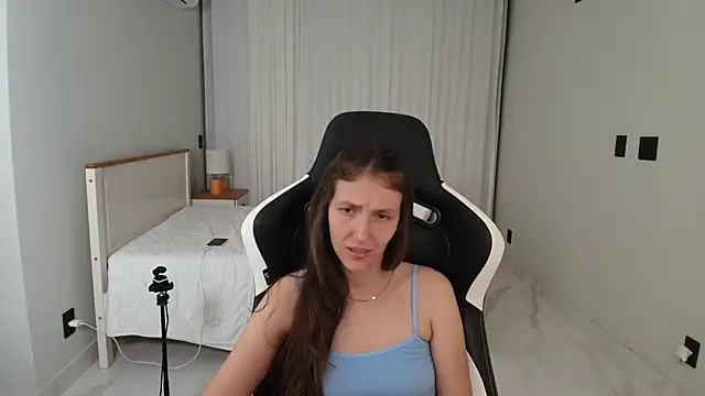 Chatroom XXX en direct de upssnowy