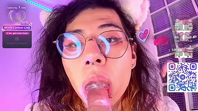 Chat XXX Live Sweet-SharoKitty