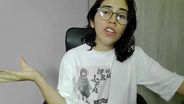 Živý XXX chat skinnyX333