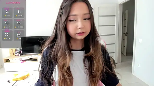 Fluffy_RoseのライブXXXチャット