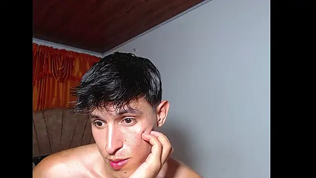 Chat XXX ao vivo de rowanbig