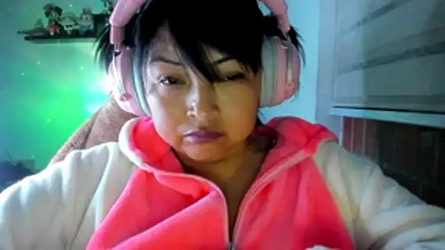 Shaddycute_'s Live XXX Chat