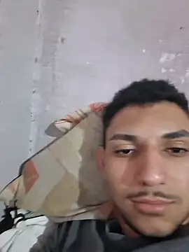 Chatroom XXX en direct de andre_oliver2