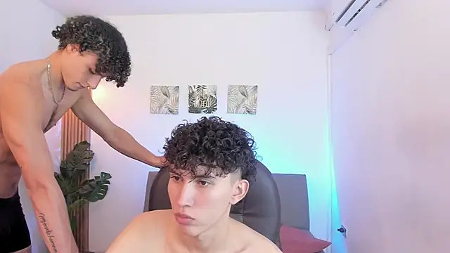 Chat XXX en directo de Fun_BoysW