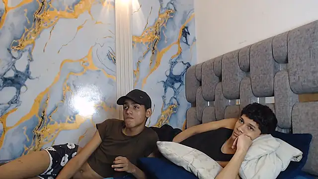 GOOD_GUYS6 live XXX chat