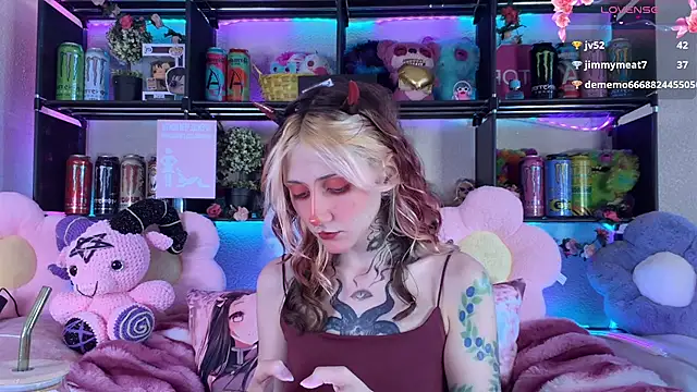 _Devill_Baby XXX чат на живо