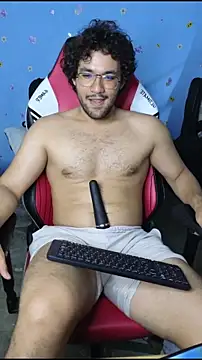 FreyrStyle live XXX chat