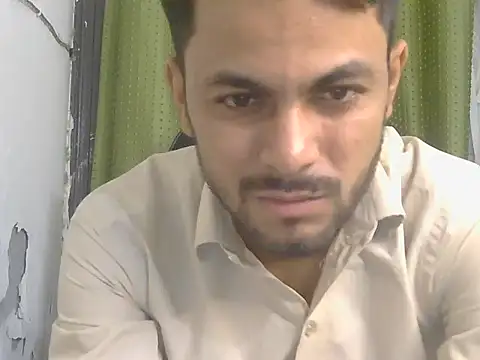 Stubborndesiboy's Live XXX Chat