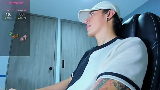 LOBO_ALPHA 在線直播表演