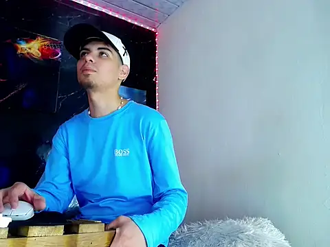LuxeCouple's Webcam Show