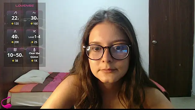 MadieeLorez – Naživo XXX chat