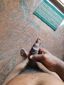 Paramkeerthi 现场XXX聊天