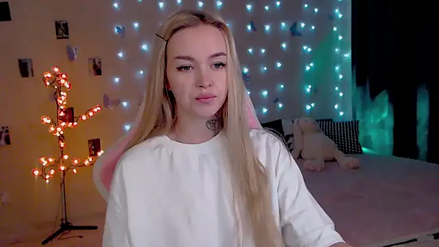 Chat +18 de Naughty_Mable ao vivo