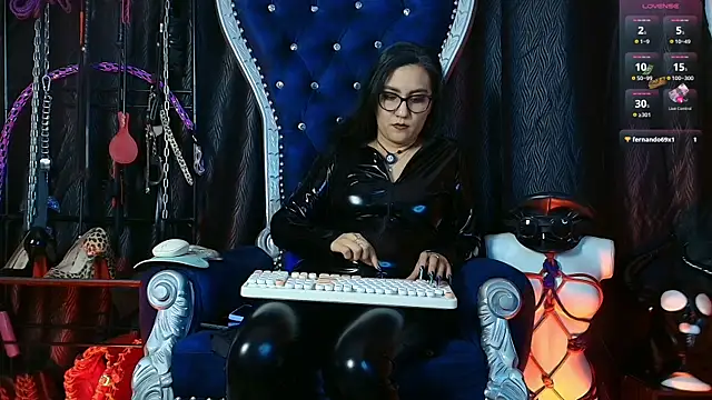 abbymora Adlı Modelin Canlı XXX Sohbeti