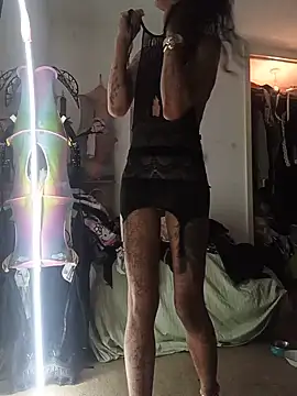 Tannedtattooed69 在線直播表演