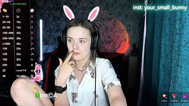 צ'אט XXX בשידור חי של Your_small_bunny