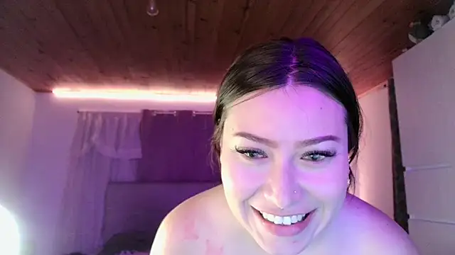 Emilyswan04 Adlı Modelin Web Kamerası Şovu