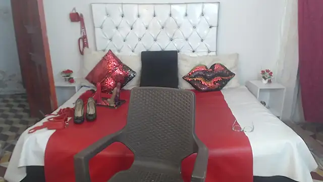 XXX chat uživo modela Sweetbigcatt