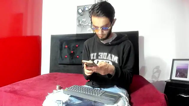 צ'אט XXX בשידור חי של mark_splinter09