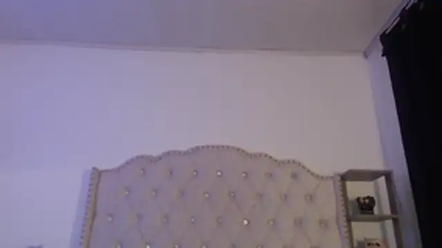Chat XXX en directo de Abril_Squirt