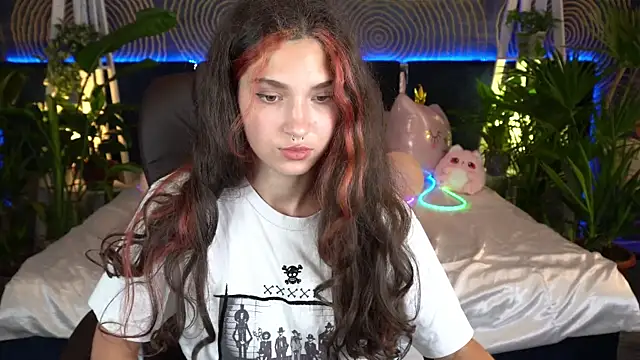 XXX chat uživo modela BabyFlowerr