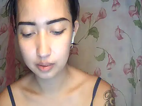 XXnaughty_08XX 即時 XXX 聊天