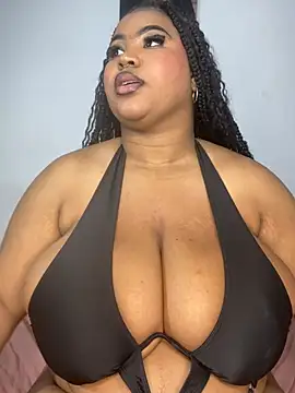 AinaraJimenezのライブXXXチャット