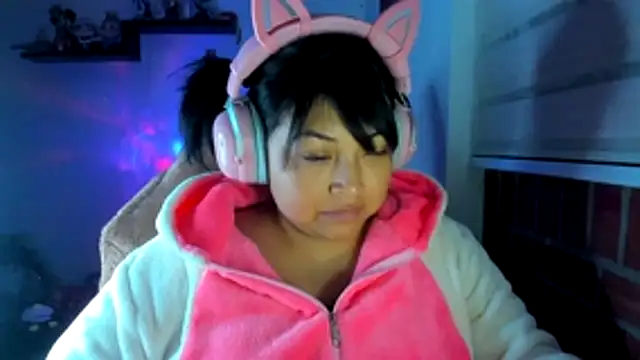 Shaddycute_ Live XXX Chat