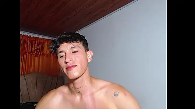 Онлайн чат XXX rowanbig