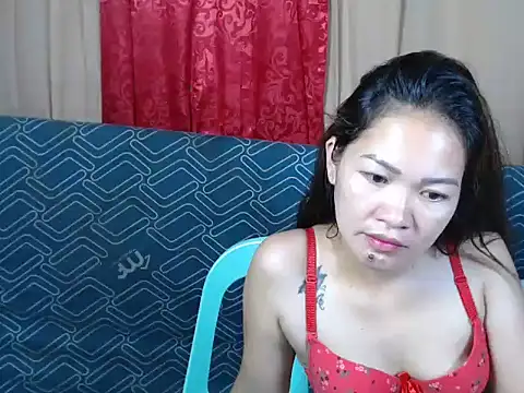 urpretty_hotmama Chat XXX in diretta