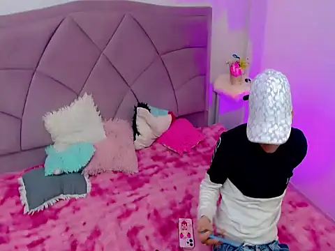 sweet_sexcouple1's Webcam Show