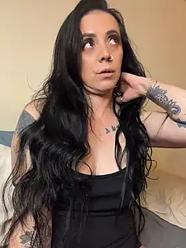 צ'אט XXX בשידור חי של AndreaValencia