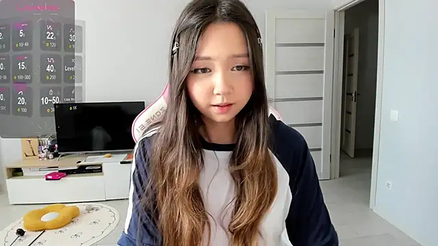 Chat XXX en directo de Fluffy_Rose