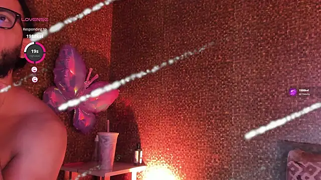 Chat XXX ao vivo de Apartment28