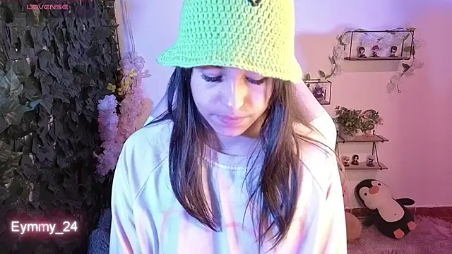 Chat +18 de Eymmy_24 ao vivo
