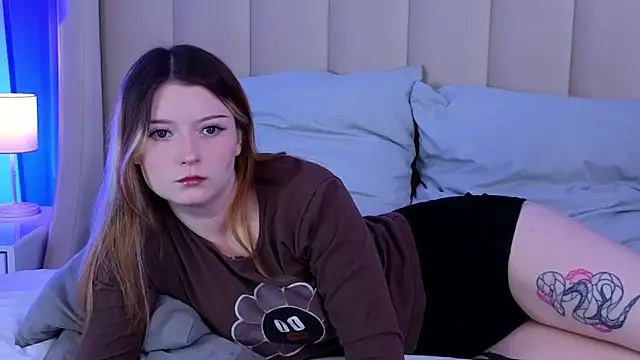AlyssFrost Live XXX Chat