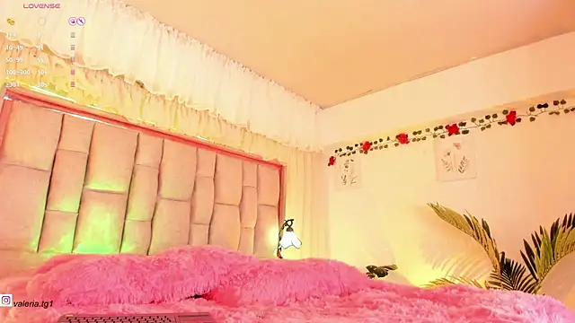 Chatroom XXX en direct de Valeria_Thompson1
