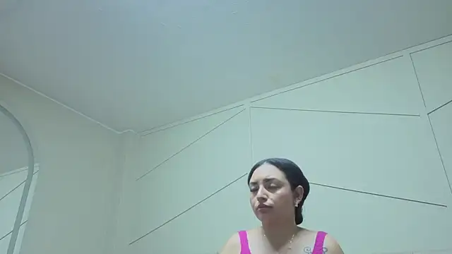 mia_adams_bm's Live XXX Chat